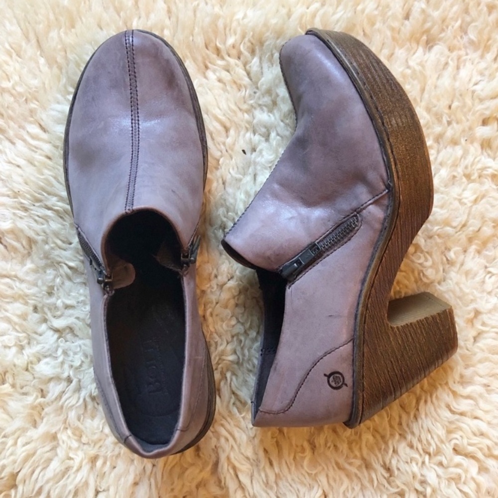 BORN | Groovy Leather Wooden Platform Heel Size 10